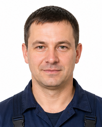 Максим Новиков